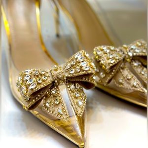 Beautiful Gold Clear Crystal Bow Heels Transparent